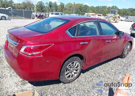 2013 Nissan Altima 2.5 S z USA, uszkodzony, nr VIN 1N4AL3AP3DN475648